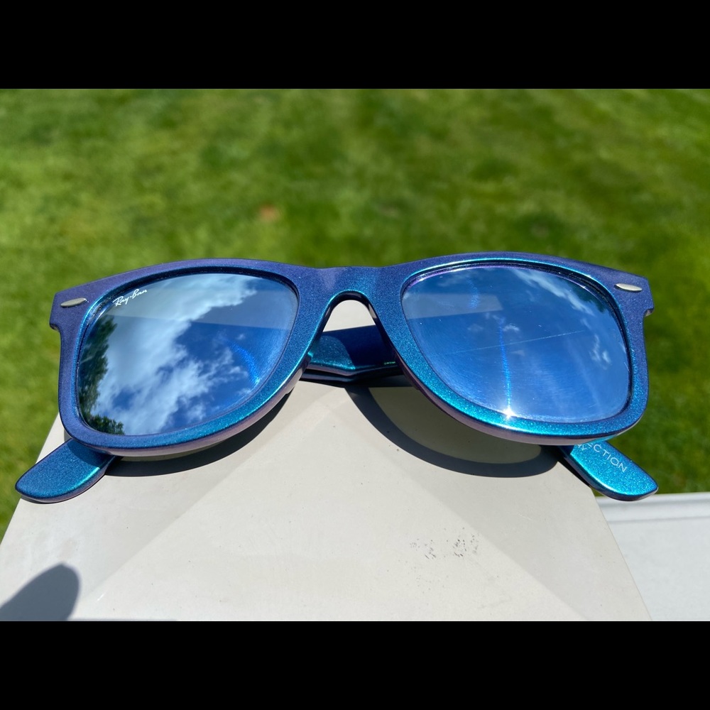 Ray Ban Wayfarer Discontinued Mercury sunglasses